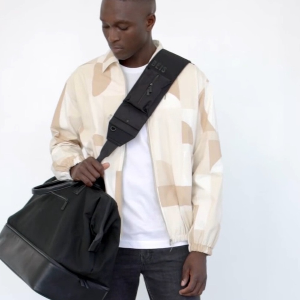 The Survival Strap black NWT!